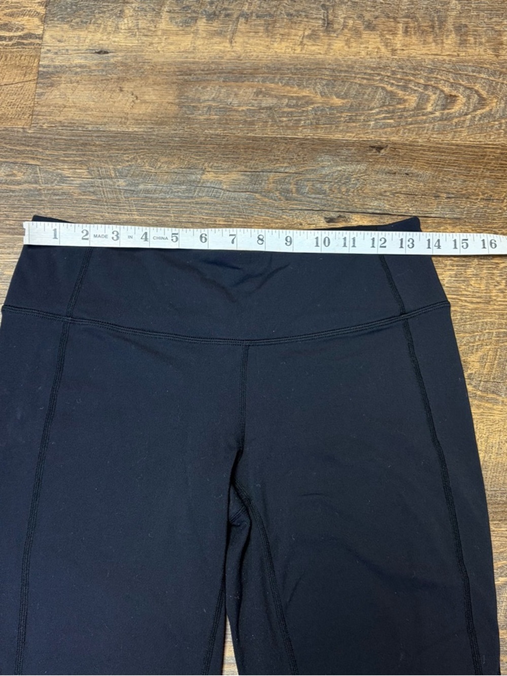 Athleta Revelation Tight Black Leggings Womens Medium - Picture 4 of 9